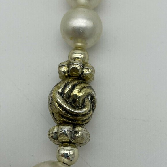 Faux Pearl Necklace Gold Tone Knots & Spacers 26" - Picture 4 of 6